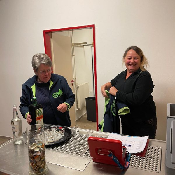 20251107_1700 Christa