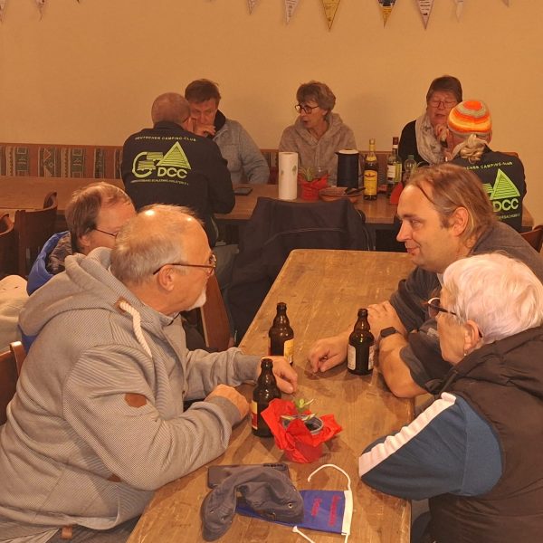 20251107_1727_03 Andre