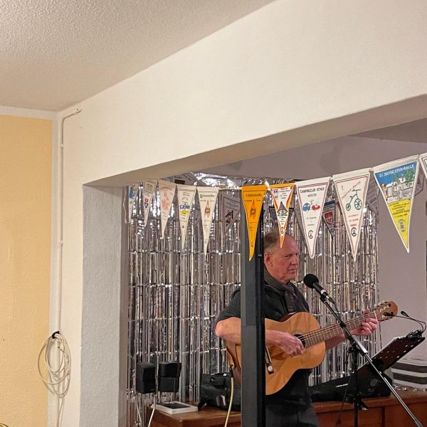 20251107_1900 Christa