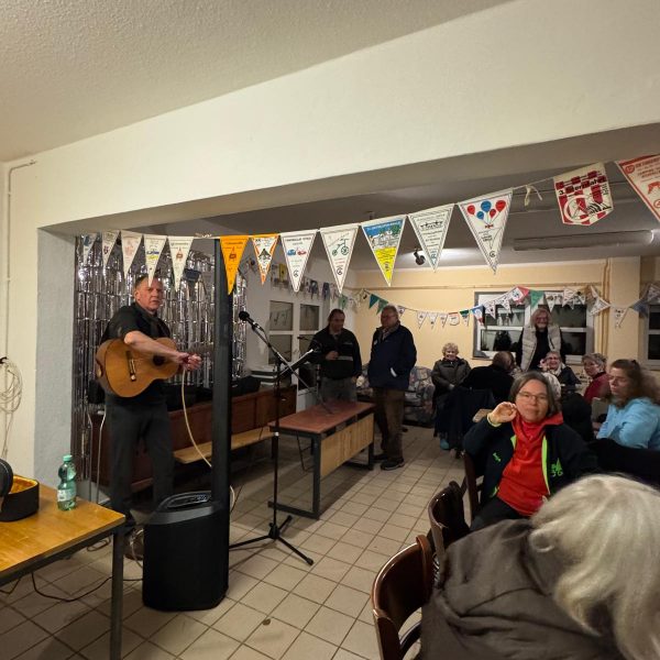 20251107_1905 Michaela